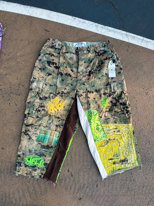 ALIEN CAMO CUT OFFS “ROUGE”